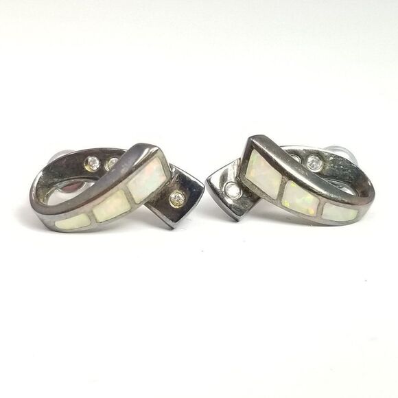 Vintage Sterling Silver and Inlaid Created White Opal Stud Earrings, Birthstone - Picture 7 of 7